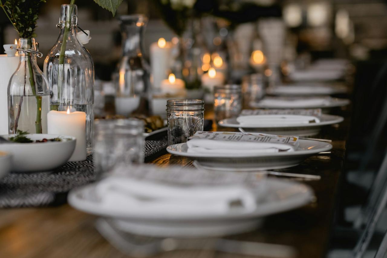one plate formula for weight loss — peaceful dinner table setting