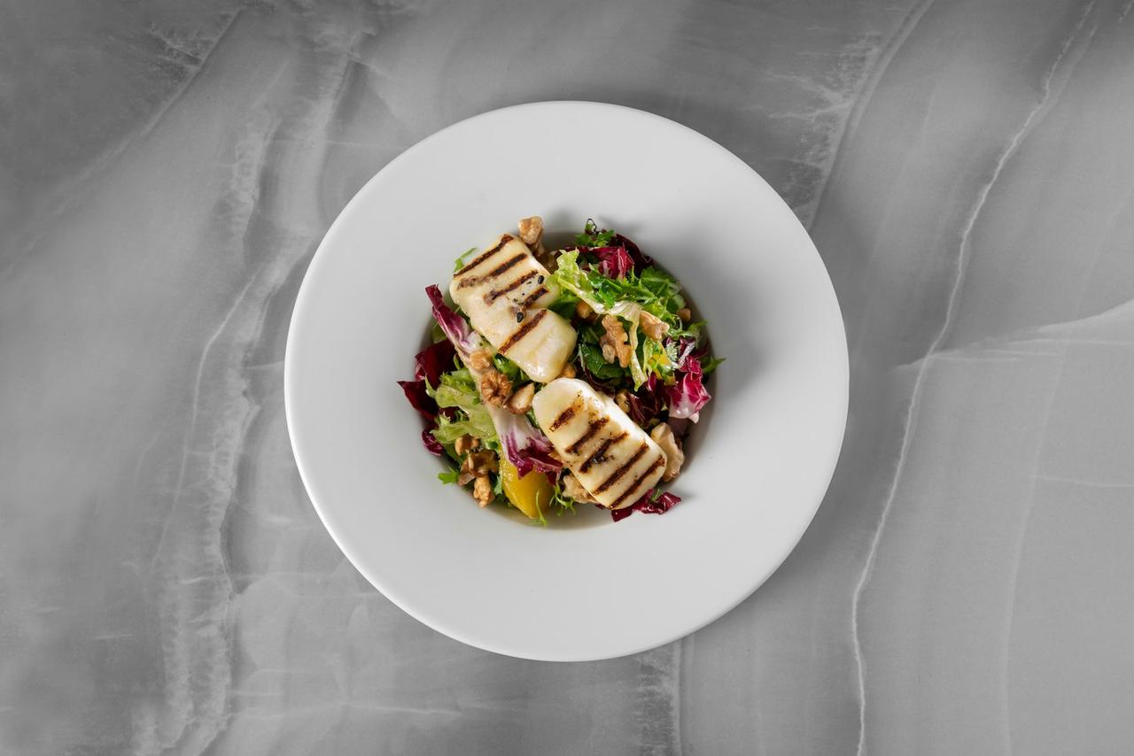 one plate formula for weight loss — colorful balanced meal on white plate